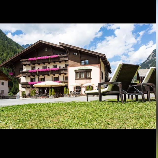 Hotel Restaurant Liesele Sonne Sankt Leonhard im Pitztal Luaran gambar