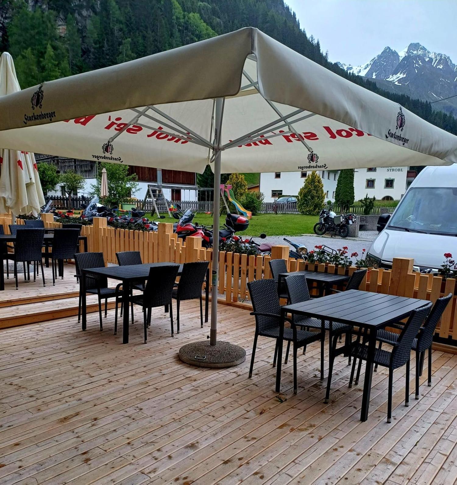Hotel Restaurant Liesele Sonne Sankt Leonhard im Pitztal Luaran gambar